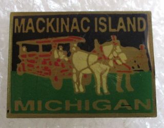 Vintage Mackinac Island,  Michigan Tourist Travel Souvenir Collector Pin