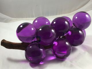 Vintage Mid - Century Lucite Acrylic Grape Cluster Purple On Drift Wood