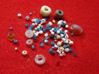 Mid - Columbia River.  Area,  Washington Quality Trade Beads And Button