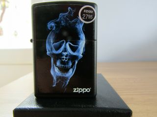 Zippo Lighter – Blue Smoking Skull