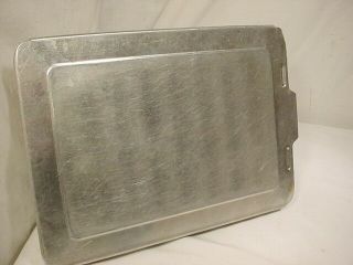 Vtg Aluminum Mirro Cake Baking Pan W Slide & Lock On Lid 13 X 9 X 2 5/8 " 5488m