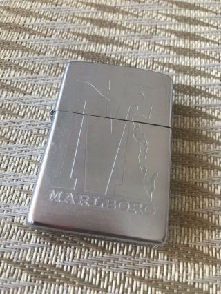 Rare Zippo 2000 Limited Model Marlboro Longhorn Logo Lighter