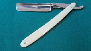 A 11/16 " Sheffield Straight Razor Manufactured By A&n C.  L.  S.  (no517)