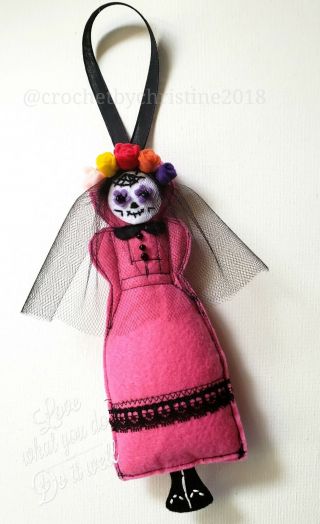 Day Of The Dead Doll Ornament Felt Art Creepy Cute Sugar Skull Doll Pink
