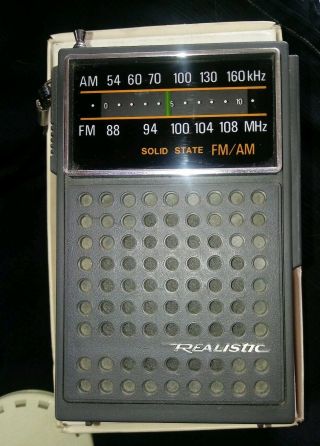 Vtg Realistic 12 - 635A Pocket Portable AM/FM Transistor Radio w Pillow Speaker 2