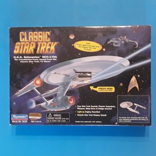 Star Trek Classic Enterprise Playmates - /