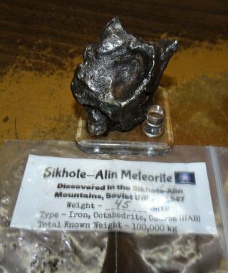 45 Gm.  Sikhote Alin Iron Meteorite ; Top Grade; Russia With Stand; Museum Grade