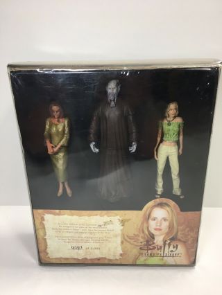 2005 Diamond Select Toys Buffy The Vampire Slayer Book Of Vengeance