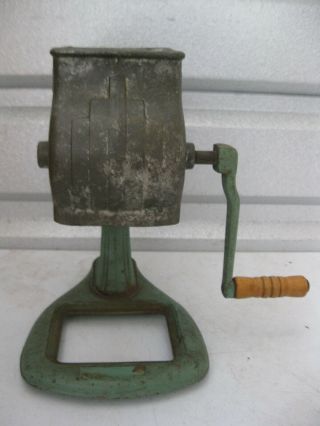 Vintage Alaska Ice Breaker Crusher Model 38 Green Cast Iron Base Wood Hand Crank