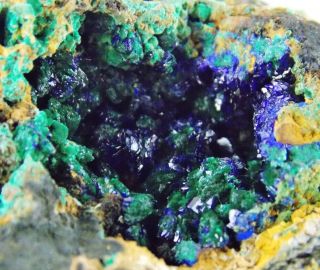 Azurite And Malachite Crystals - 8 Cm - Bisbee,  Arizona 22073
