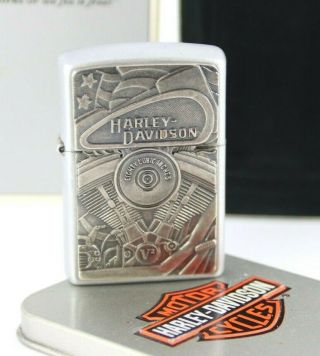 " Harley Davidson " Zippo Lighter In Case Usa W/ Signature On Back