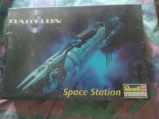 Rare Babylon 5 Space Station Model Kit - Revell - Monogram - Factory