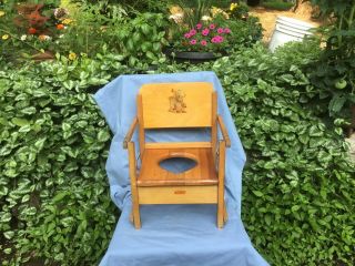 Vintage Wooden Child’s Potty Chair W/lamb Design Usa Oak Hill Shabby Chic