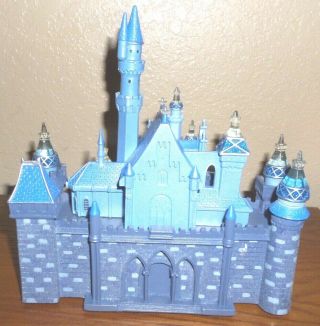 Disney D60 Diamond Anniversary Sleeping Beauty Castle Light Up Med Big Fig HTF 4