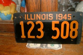 1945 Illinois License Plate