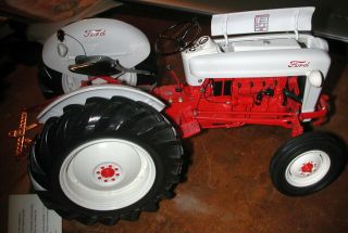 TRACTOR,  FORD,  1953,  FRANKLIN 1/12 SCALE,  GOLDEN JUBILEE, 8