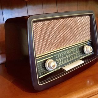 Wega Multiband Antique Radio 3