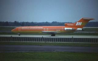 Braniff International Boeing 727 Orange C/s N451bn 1977 - 35mm Slide