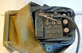 US Army Signal Corp EE - 8 - B 1950 Vintage Field Telephone in Carrying Bag 3