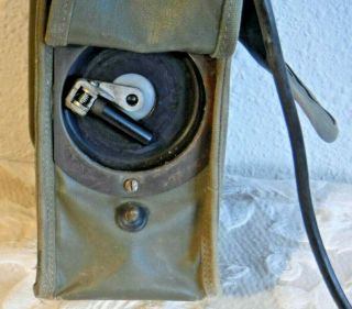 US Army Signal Corp EE - 8 - B 1950 Vintage Field Telephone in Carrying Bag 7
