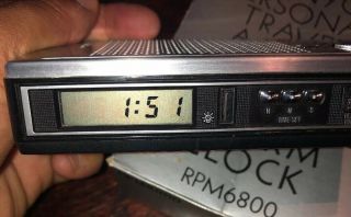 Vintage Sanyo rpm6800 transistor portable radio & digital clock 5