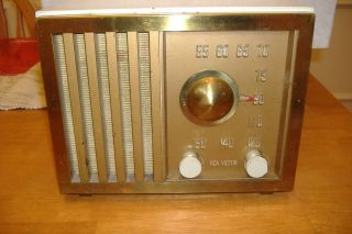 Vintage Rca Victor Tabletop Am Radio Model 75x12 (circa 1947).  Rare