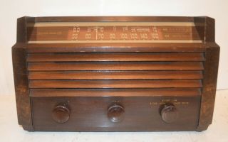 1945 Rca Victor Radio Receiver In Wood Cabinet