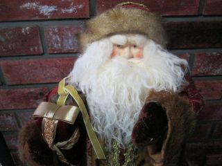 18 " Santa Claus Doll Figurine Tabletop Mantle Display Red/gold Tunic Faux Fur