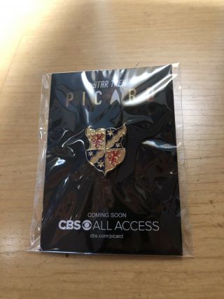 Sdcc 2019 Star Trek: Picard Exclusive Picard Family Crest Pin Very Rare