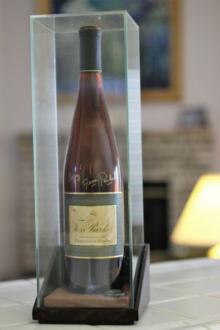 Davy Crockett Fess Parker Winery Signed Empty Bottle 1994 Johannisberg Riesling