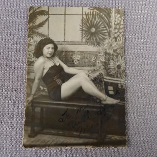 Vtg 1940s Pin Up Boudoir Photograph Bw Inscribed Margie Wallet Size Picture