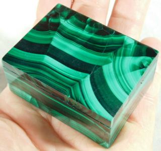 A Removable Top On This Deep Green Colored Malachite Box The Congo 153gr E