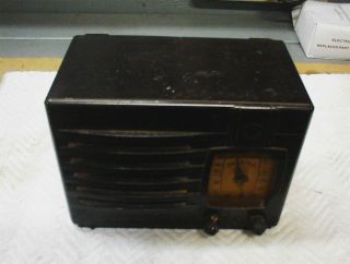 Vintage 1939 Detrola Am Bakelite Tube Radio Model 283