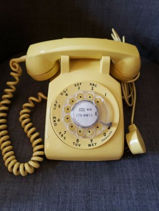 Vintage Western Electric Rotary Dial Phone Bell System Yellow Desk Top