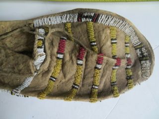 1890 ' s Native American Northern Plains Adult Moccasin Greasy Yellow White Hearts 2