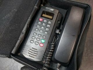 Vintage Motorola Scn4044a Cellular One Mobile Travel Bag Car Phone -