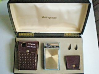 Vintage Westinghouse Transistor Radio With Case,  Ear Phones,  Gift Box