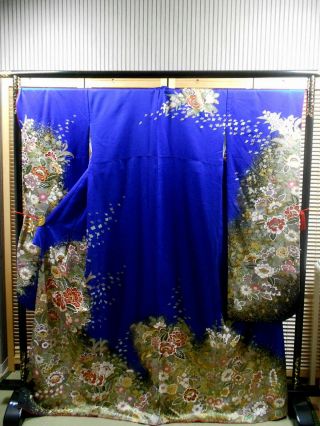 Japanese Kimono Silk " Furisode " Long Sleeves,  Blue,  Gold Leaf.  Threads,  L 66 ".  760