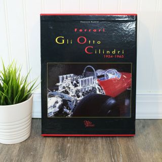 Ferrari Gli Otto Cilindri Hardback Slipcase 0501 Francesco Scaletti Eng /ita