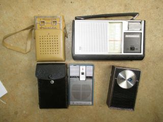 4 Vintage Panasonic,  Jade,  Juliette 6,  Aristotone Transistor Radios 2 W/cases