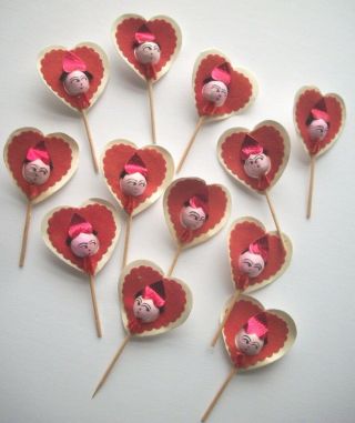 12 Vintage Spun Cotton Black Hair Heart Valentine Corsages Millinery Decor Japan