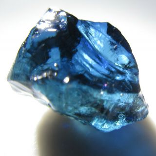 6.  10 Crt Sapphire Blue Tourmaline Facet Rough f19 5