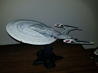 Star Trek Enterprise - E Diamond Select Light Up Model