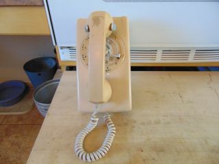 Vintage / Telephone Rotary Wall Phone 555