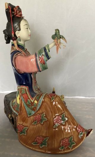Chinese Porcelain / Ceramic Lady Figurine - Freedom Bird 6