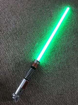 2010 Hasbro Star Wars Ultimate Fx Lights Sounds Electronic Lightsaber Green Luke