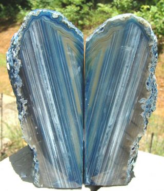 Agate Geode Blue Bookends - Unique Color Blends/exc Patterns - 4 Lbs 9 Ounces - Wow