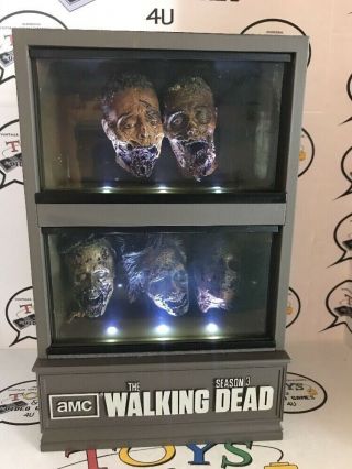 The Walking Dead: Season 3 (Blu - ray Disc,  2013,  5 - Disc Set,  Limited Edition) 2
