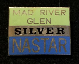 Mad River Glen Nastar Silver Vtg Htf Skiing Pin Vermont Souvenir Travel Lapel