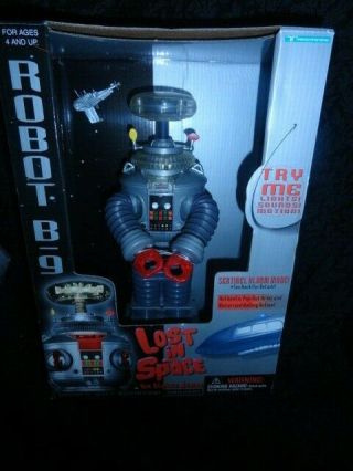 1997 Trendmasters Lost In Space Robot B9 Classic Series 10 1/2 " Robot Figure
